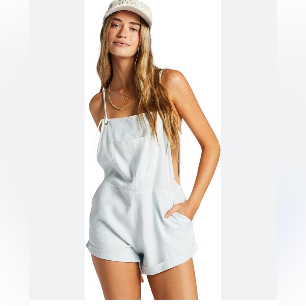 NWT Billabong Romper